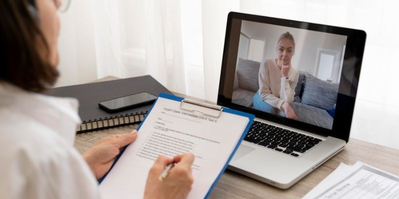 Online Terapi Etkili mi? Online Psikolog Desteği Hakkında Bilmeniz Gerekenler
